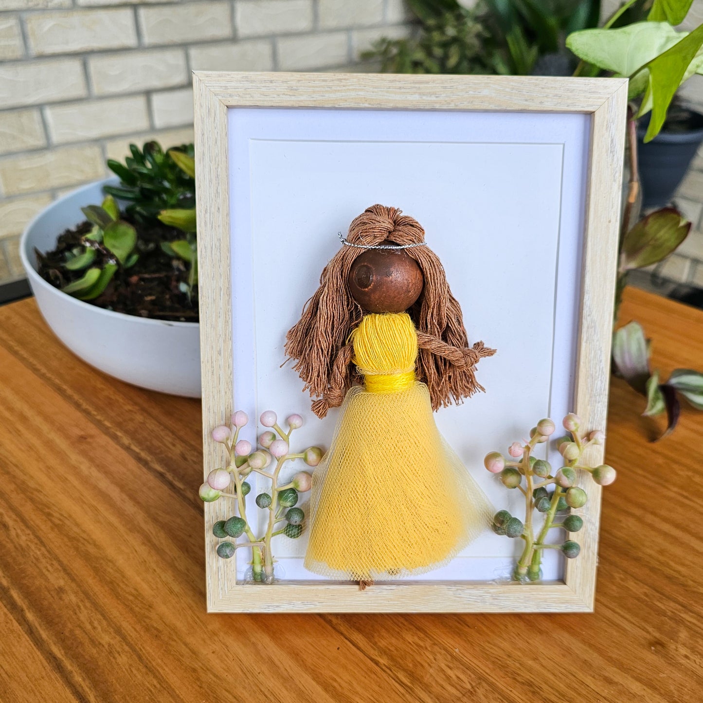 DOLL FRAMES