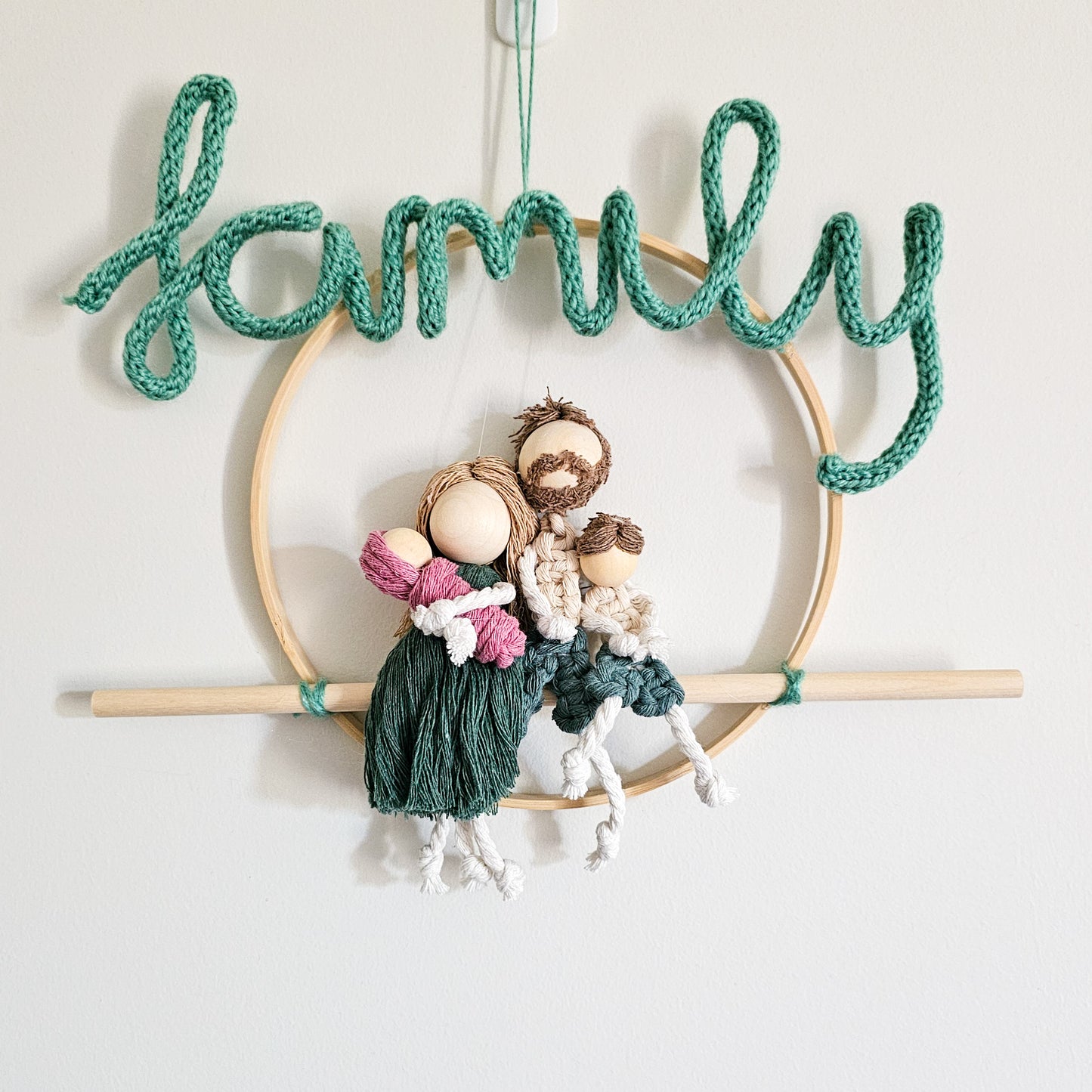 FAMILY PORTRAIT | 1 - 6